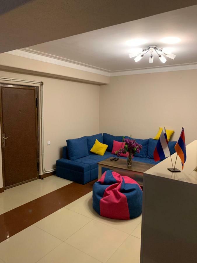 Sweet Sleep Hostel เยเรวาน ภายนอก รูปภาพ