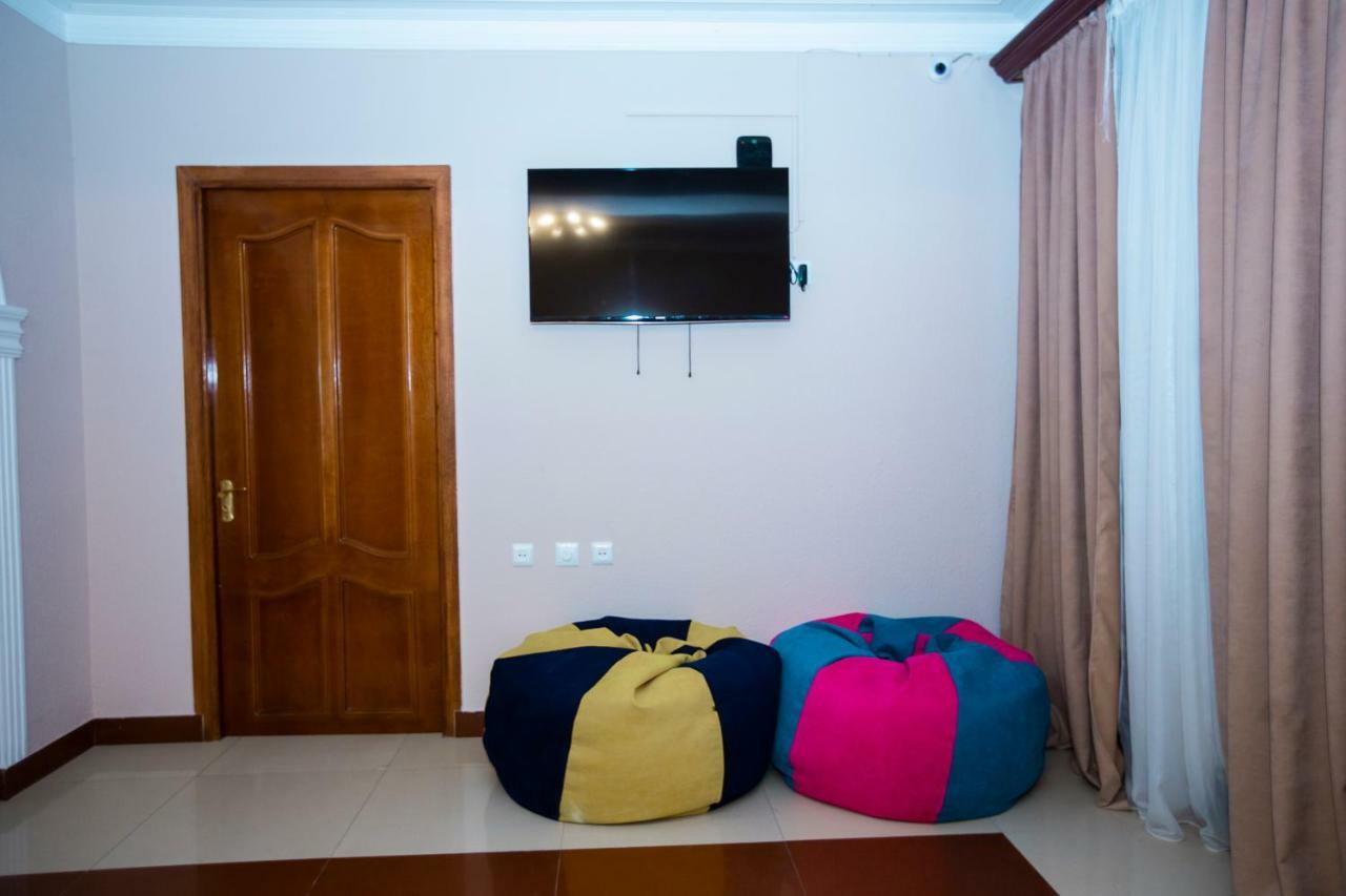 Sweet Sleep Hostel เยเรวาน ภายนอก รูปภาพ