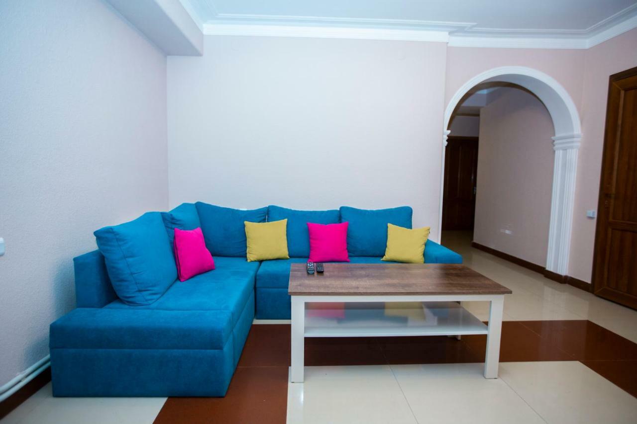 Sweet Sleep Hostel เยเรวาน ภายนอก รูปภาพ