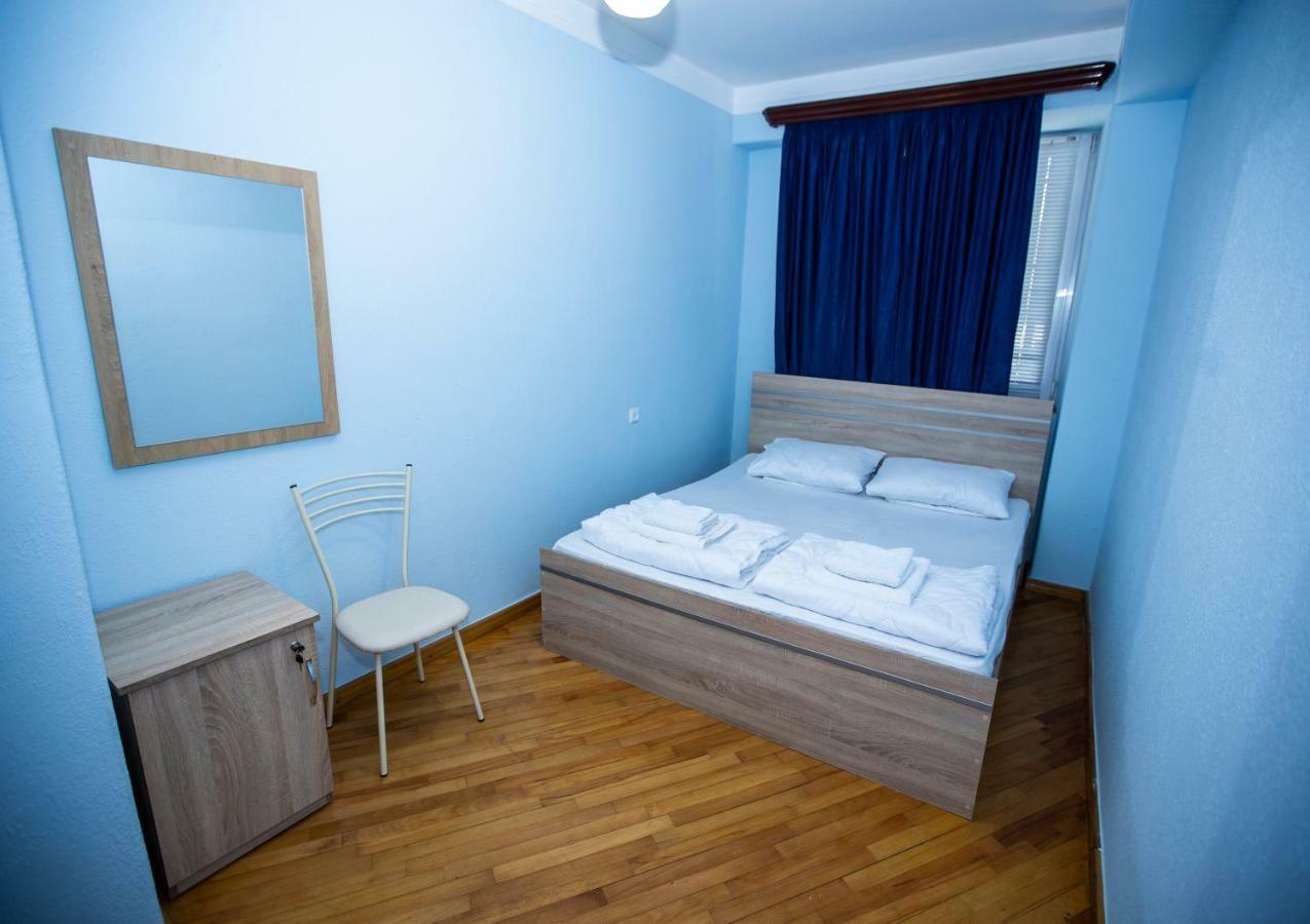 Sweet Sleep Hostel เยเรวาน ภายนอก รูปภาพ